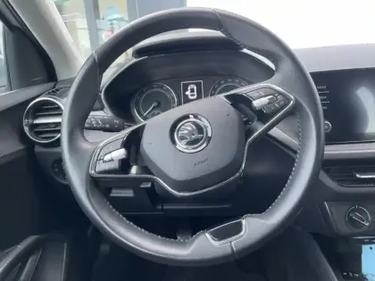 Photo 10 Skoda Fabia  1.0 TSI 95ch Ambition