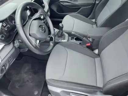 Photo 11 Skoda Fabia  1.0 TSI 95ch Ambition