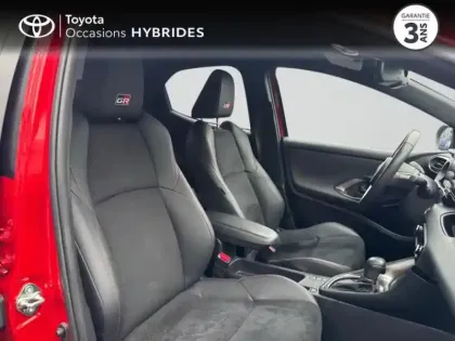 Photo 20 Toyota Yaris  116h GR Sport 5p MY22
