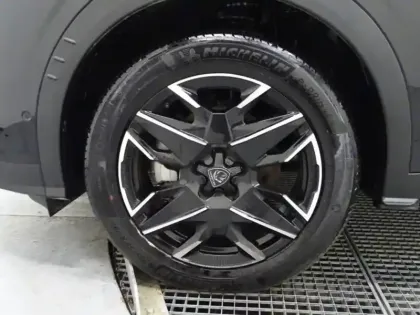 Photo 9 Peugeot 5008  Hybrid 145ch Allure e-DCS6