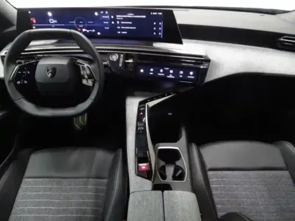 Photo 5 Peugeot 5008  Hybrid 145ch Allure e-DCS6