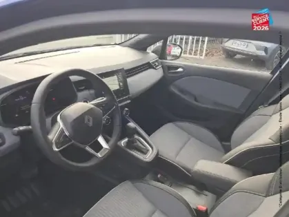 Photo 14 Renault Clio  1.6 E-Tech 145ch full hybrid Techno - 24