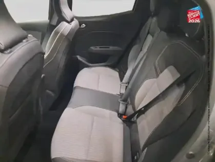 Photo 10 Renault Clio  1.6 E-Tech 145ch full hybrid Techno - 24 Camera GPS