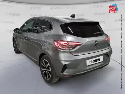Photo 7 Renault Clio  1.6 E-Tech 145ch full hybrid Techno - 24 Camera GPS