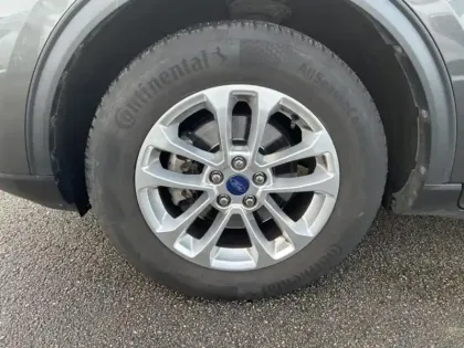 Photo 8 Ford Kuga  1.5 EcoBlue 120ch Titanium Powershift