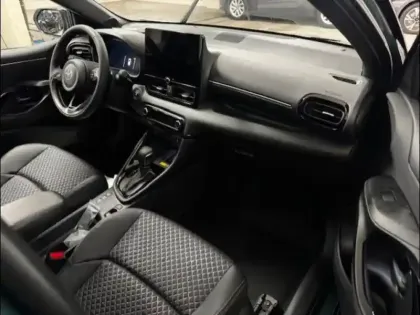 Photo 11 Toyota Yaris  130h Collection 5p MY25