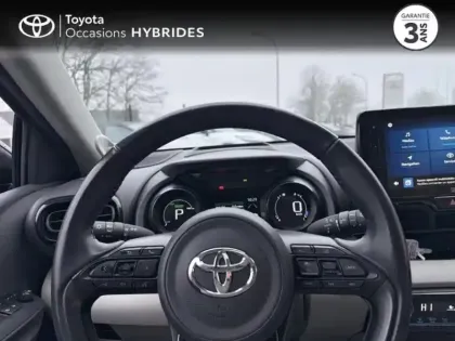Photo 12 Toyota Yaris  116h Iconic 5p MY22