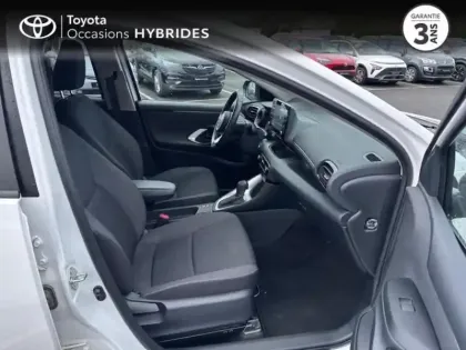 Photo 14 Toyota Yaris  116h Design 5p MY22