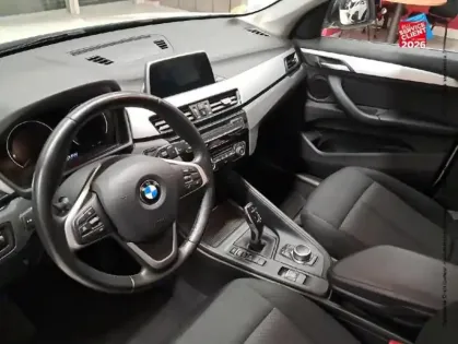 Photo 14 BMW X1  sDrive18dA 150ch Business Design Euro6d-T GPS