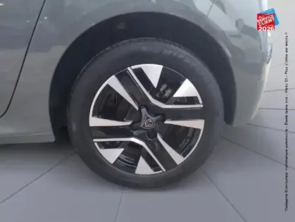 Photo 9 Peugeot 208  1.2 PureTech 100ch S/S Allure Camera