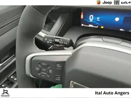 Photo 12 Jeep Compass  1.2 Turbo T3 145ch e-Hybrid Altitude BVR6