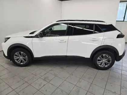 Photo 7 Peugeot 2008  1.2 PureTech 130ch S&S Style EAT8