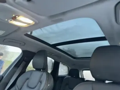 Photo 11 Volvo Xc60  T6 Hybride Rechargeable 350ch Ultra Style Dark Geartronic 8 AWD