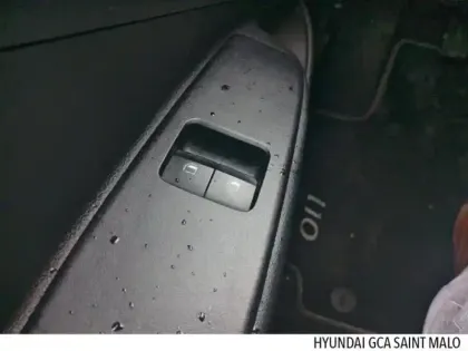 Photo 11 Hyundai I10  1.0 67ch ECO Initia