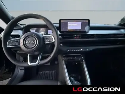 Photo 8 Jeep Avenger  1.2 Turbo T3 145ch MHEV Upland BVR6 4xe