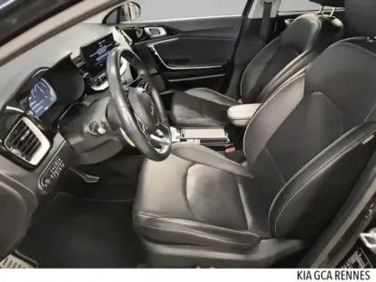 Photo 12 Kia Xceed  1.6 GDi 105ch + Plug-In 60.5ch Premium DCT6 MY22