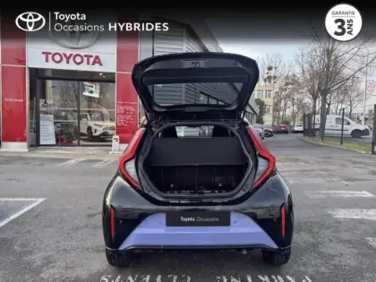 Photo 9 Toyota Aygo  X 116h Graphic