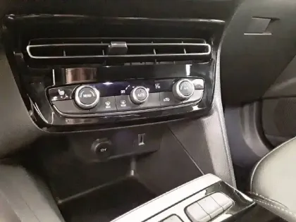 Photo 17 Opel Mokka  Electrique 136 ch & Batterie 50 kWh