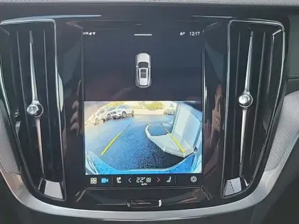 Photo 16 Volvo V60  B4 197 ch DCT7