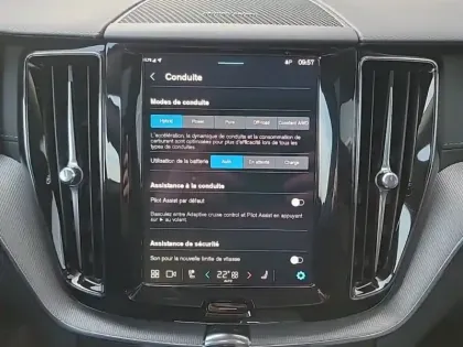 Photo 21 Volvo Xc60  T6 AWD Hybride rechargeable 253 ch+145 ch Geartronic 8