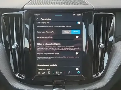 Photo 22 Volvo Xc60  T6 AWD Hybride rechargeable 253 ch+145 ch Geartronic 8