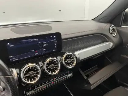 Photo 25 Mercedes EQB  350 4Matic