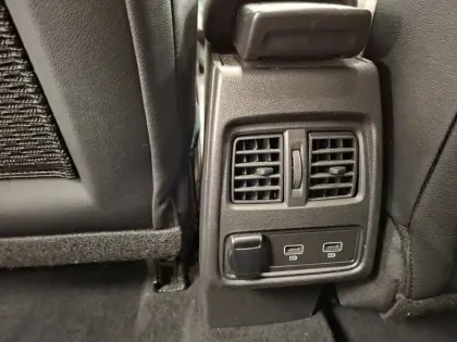 Photo 20 Renault Captur  Blue dCi 115