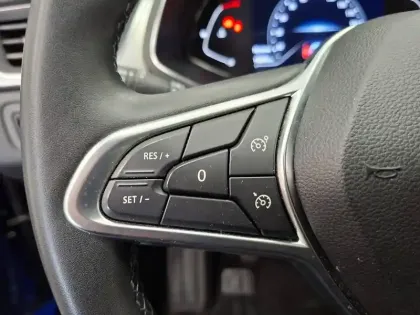 Photo 27 Renault Captur  Blue dCi 115