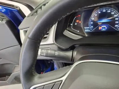 Photo 30 Renault Captur  Blue dCi 115