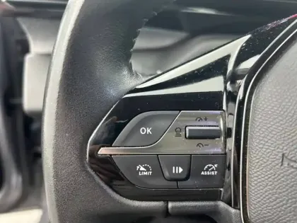 Photo 39 Peugeot 308  BlueHDi 130ch S&S BVM6