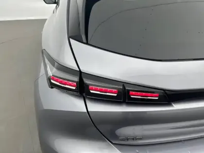 Photo 37 Peugeot 308  BlueHDi 130ch S&S BVM6