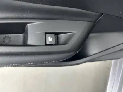 Photo 35 Peugeot 308  BlueHDi 130ch S&S BVM6