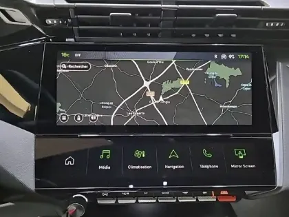 Photo 19 Peugeot 308  PureTech 130ch S&S EAT8