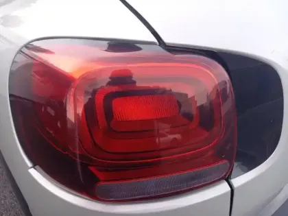 Photo 16 Citroën C3 Aircross  BlueHDi 100 S&S BVM6