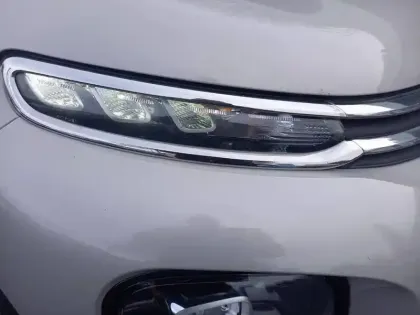 Photo 15 Citroën C3 Aircross  BlueHDi 100 S&S BVM6