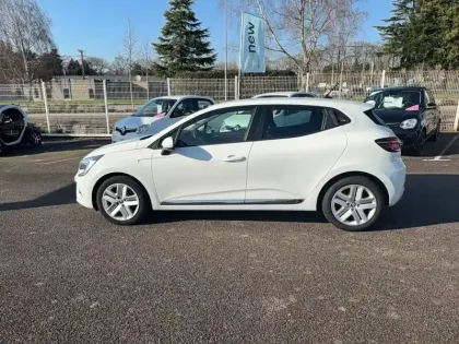 Photo 39 Renault Clio Gén. V (BJA) Ph1 Business 5