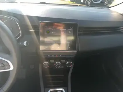 Photo 49 Renault Clio Gén. V (BJA) Ph1 Business 5