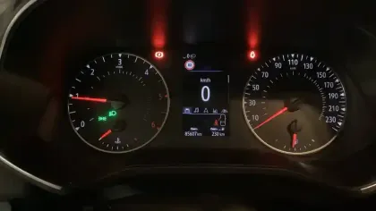 Photo 8 Renault Clio  Blue dCi 115