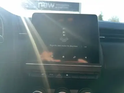 Photo 61 Renault Clio Gén. V (BJA) Ph1 Business 5