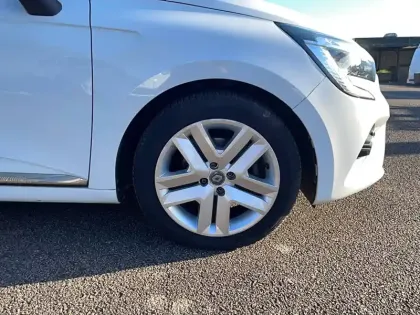 Photo 58 Renault Clio Gén. V (BJA) Ph1 Business 5