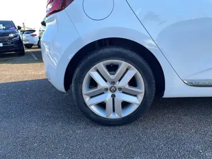 Photo 32 Renault Clio  Blue dCi 85