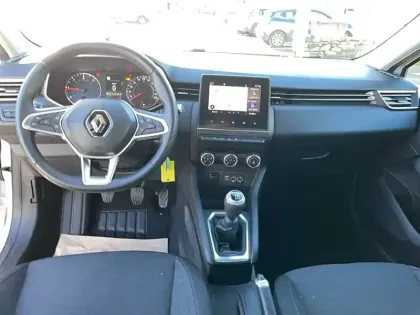 Photo 47 Renault Clio Gén. V (BJA) Ph1 Business 5