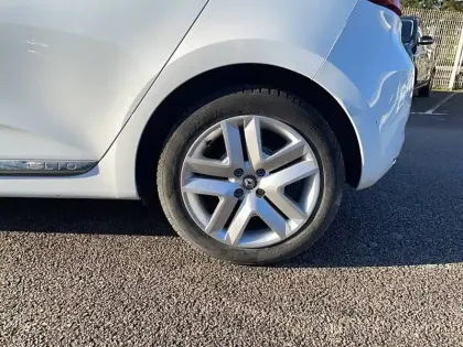 Photo 30 Renault Clio  Blue dCi 85