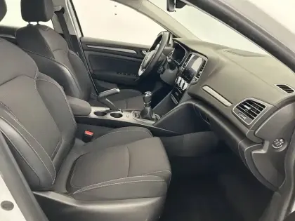 Photo 13 Renault Megane Mégane IV Estate Blue dCi 115 - 21N