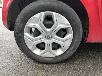 Photo 16 Renault Twingo  III Achat Intégral - 21