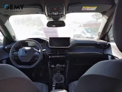 Photo 7 Peugeot 2008  100 S&S BVM6