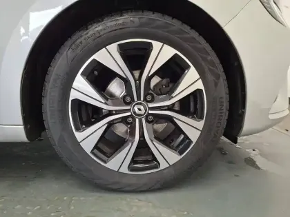 Photo 16 Renault Clio  TCe 90 X-Tronic