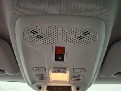 Photo 33 Peugeot 208  PureTech 130 S&S EAT8