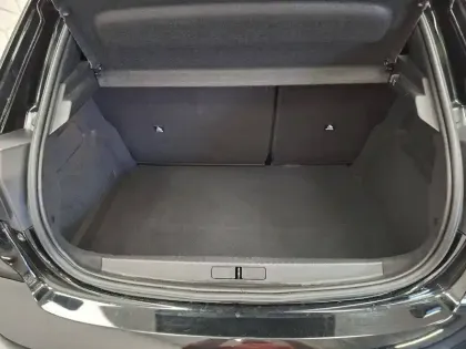 Photo 11 Peugeot 208  PureTech 130 S&S EAT8