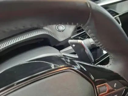 Photo 24 Peugeot 208  PureTech 130 S&S EAT8